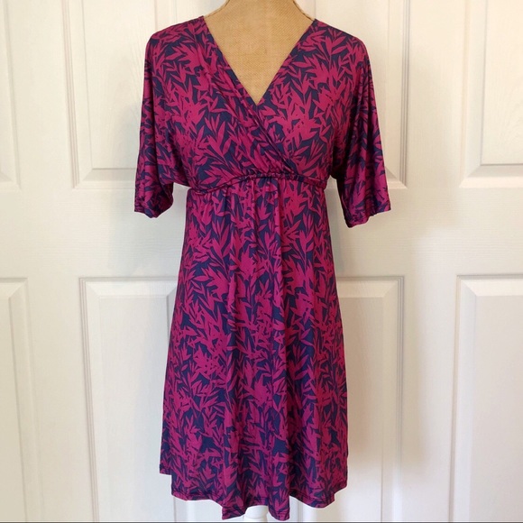 NWT Top It Off Palm Jungle Surplice Front Dress M - Picture 3 of 5